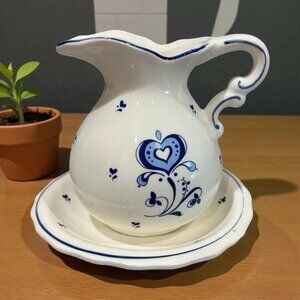 Vintage Decor Cream/Milk Jar Pitcher Ceramic 5" Blue/White Heart Country Enesco
